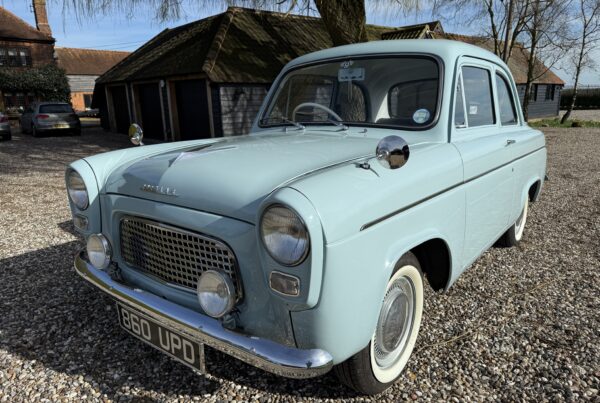 Ford Popular 100E Deluxe 2 Door
